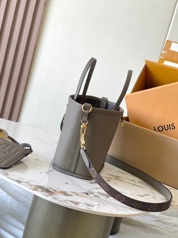 Neverfull Bandouliere Inside Out BB handbag??24*14*9CM?? - Image 4