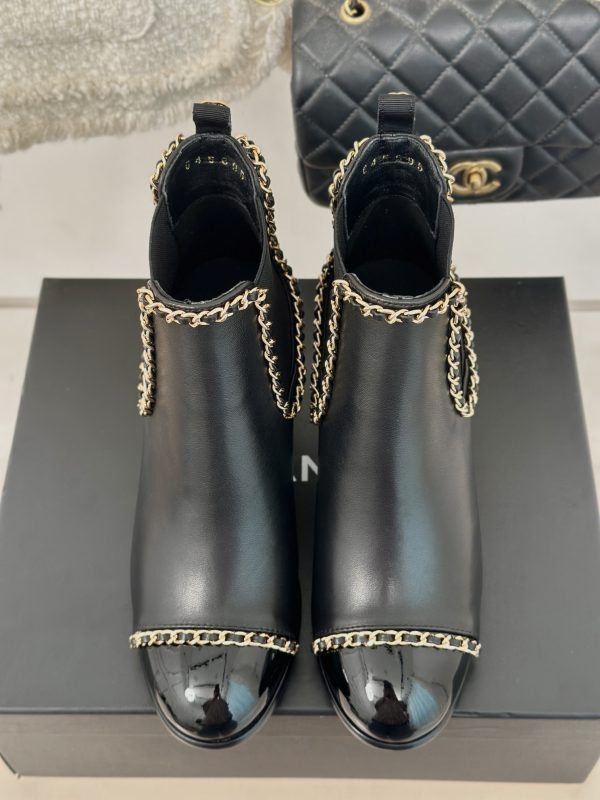 CHANE* | Chanel 22ss new autumn and winter chain boots series - Image 4