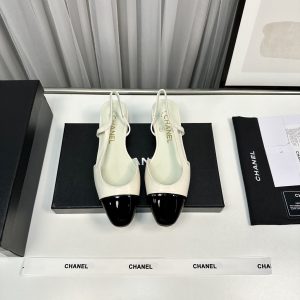 chan*lClassic slingback sandals!
