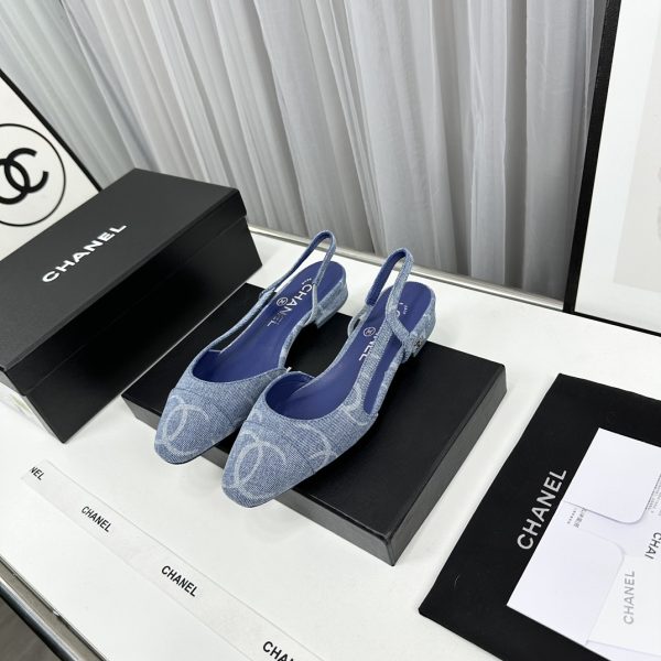 chan*lClassic slingback sandals! - Image 12