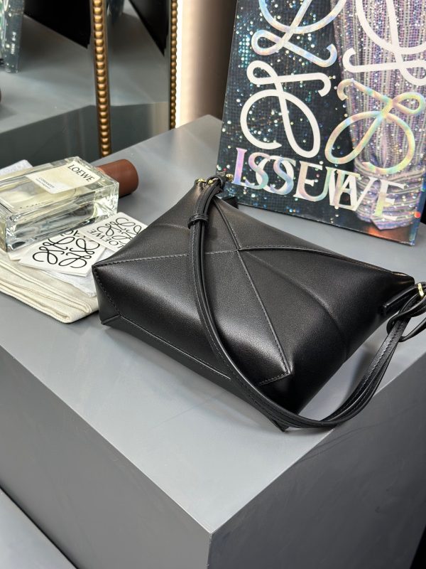 Size: 23×15.5×6.5cm - Image 6