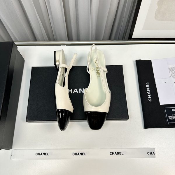 chan*lClassic slingback sandals! - Image 3
