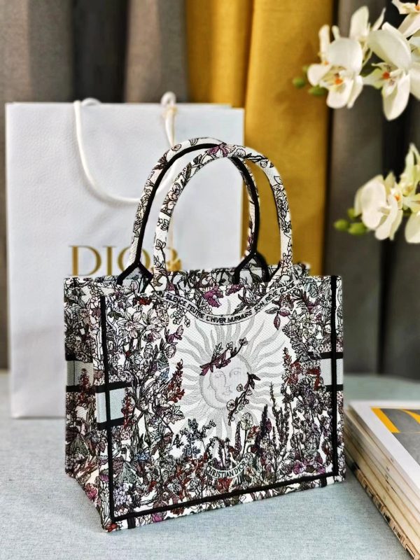 Book Tote - Image 4