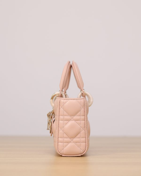 Small Lady D-Joy handbag(channel) - Image 6
