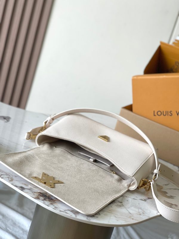Soft Twist handbag??27*19*9CM?? - Image 8