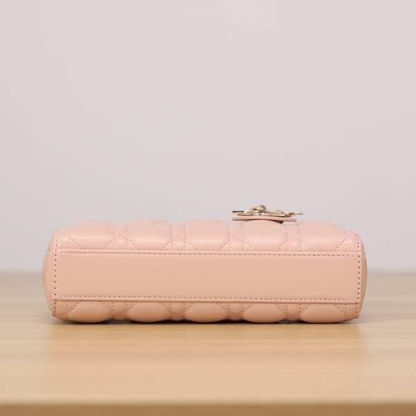 Small Lady D-Joy handbag(channel) - Image 8