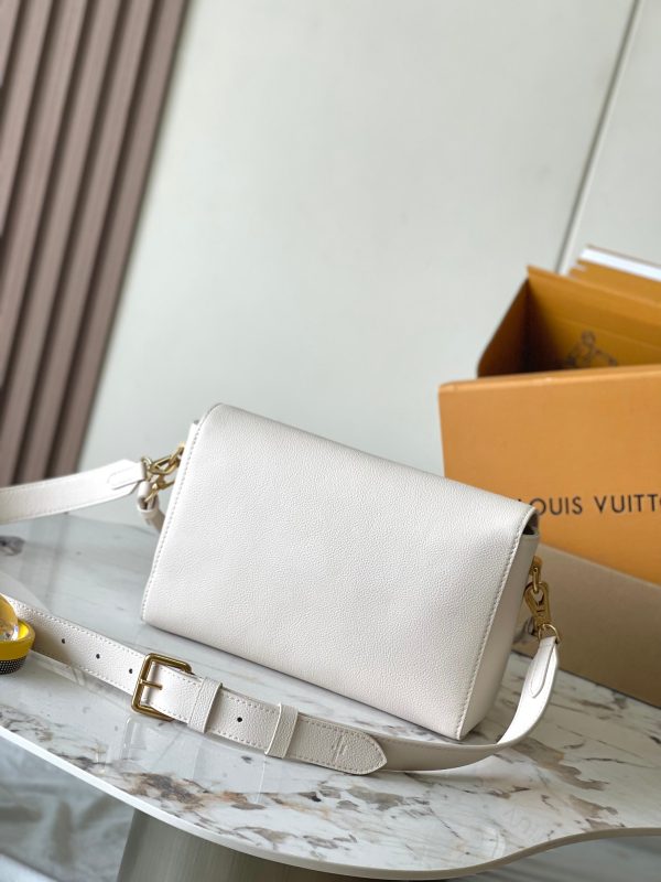 Soft Twist handbag??27*19*9CM?? - Image 3