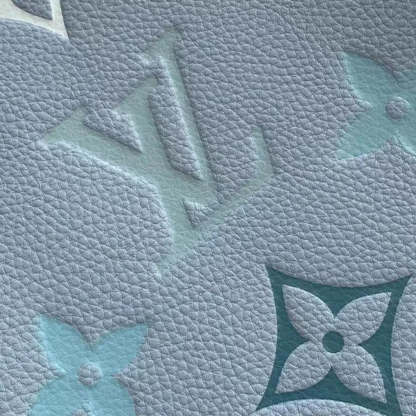 Louis Vuitton Size: 14.0 x 17.0 x 5.0 cm - Image 2