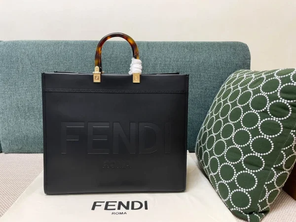 Sunshine Leather Tote Briefcase Size: 36*17*31cm 40*20*35 Model: 1520 1521