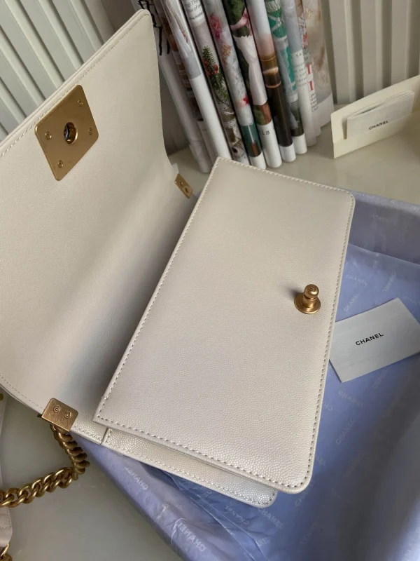 ?Chanel Calfskin Size:25x15x9cm - Image 5