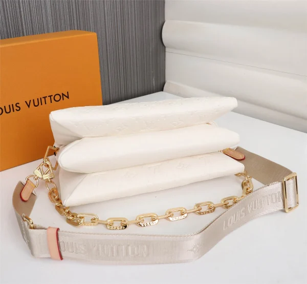 Louis Vuitton Model: 57790 Size: 26x20x12cm - Image 5