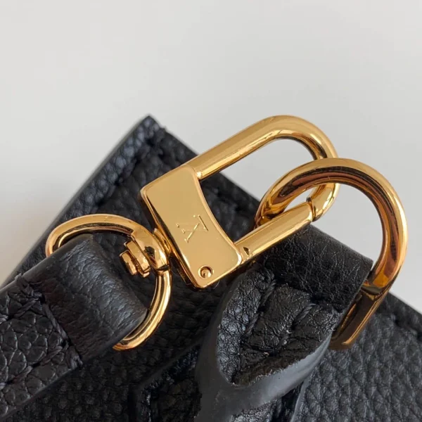 Louis Vuitton Size: 14.0 x 17.0 x 5.0 cm - Image 6