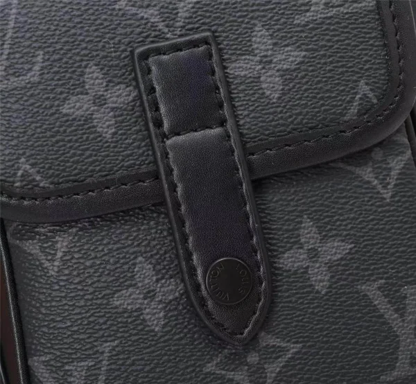 Louis Vuitton Model: 69404 Size: 15x17x8cm - Image 9